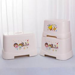 四季方凳（?。?/></a></div>
<div   id=